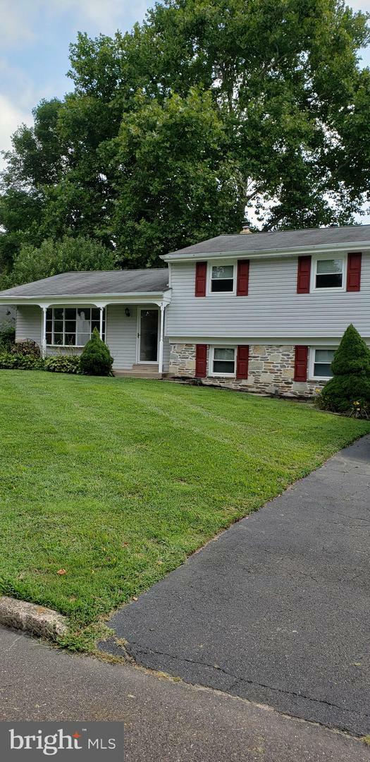 Property Photo:  3 Bel Aire Drive  PA 19067 