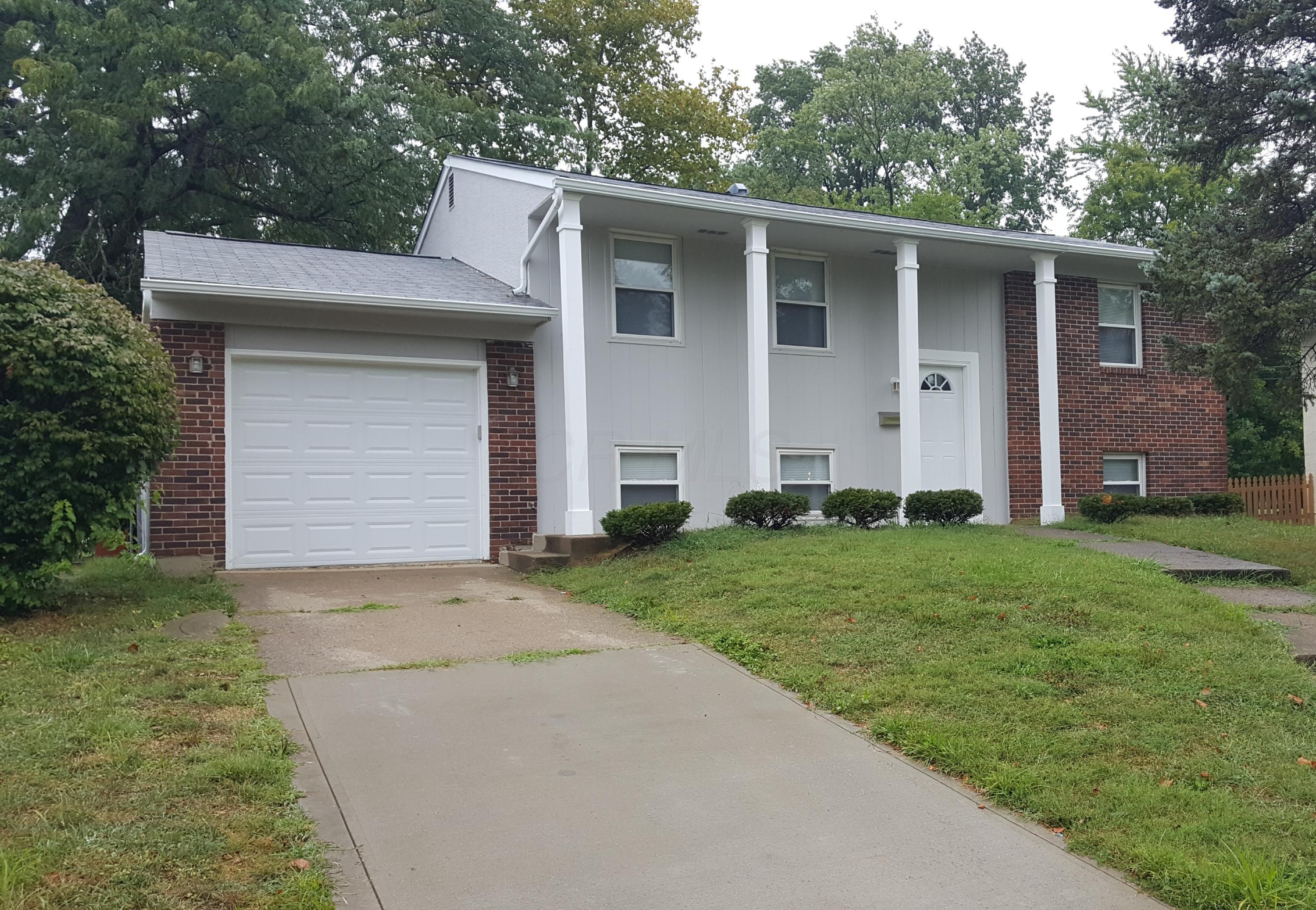 Property Photo:  7762 Broadwyn Drive  OH 43068 