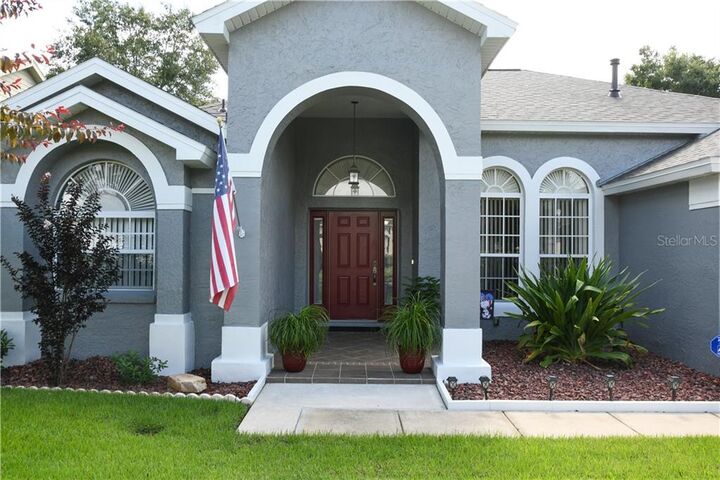 Property Photo:  2755 Cedaridge Circle  FL 34711 