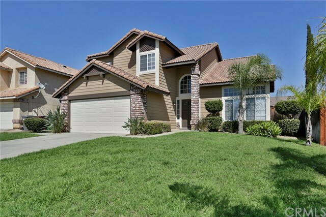 Property Photo:  12904 Bordeaux Court  CA 92555 