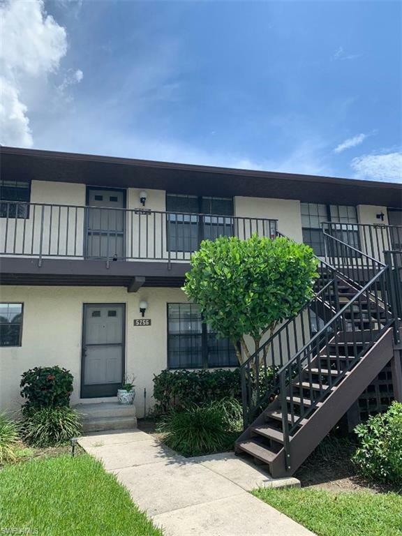 Property Photo: 5272 Treetops Dr J-202 FL 34113