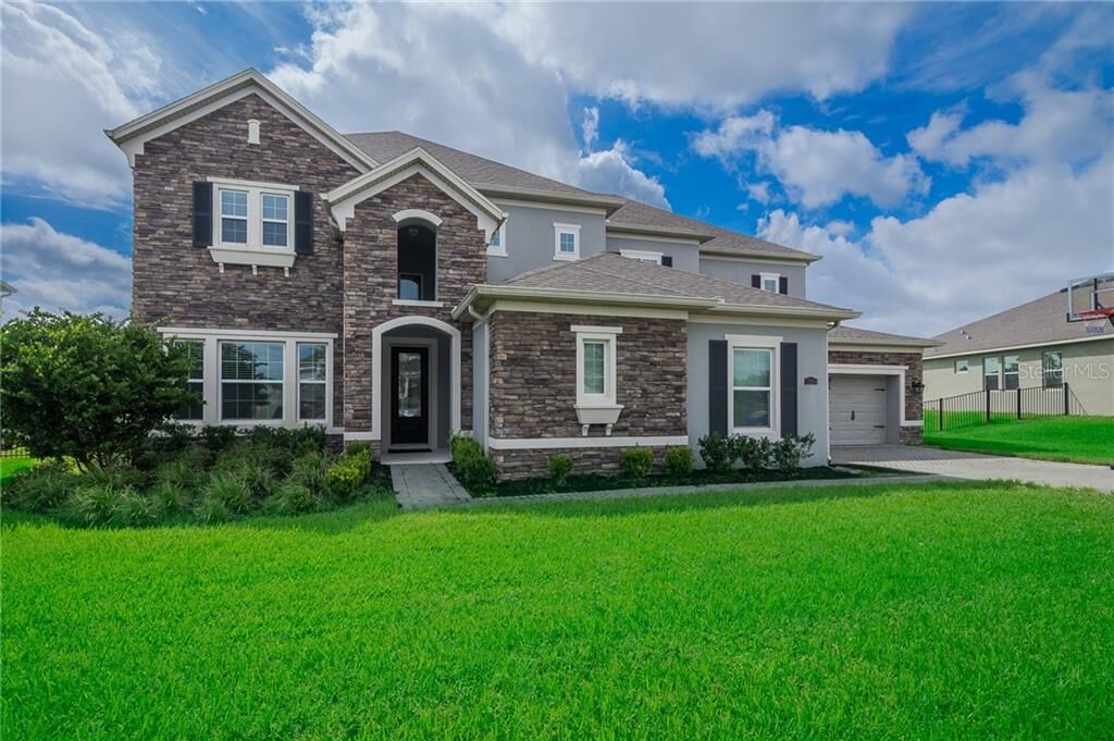 Property Photo:  15956 Citrus Knoll Drive  FL 34787 