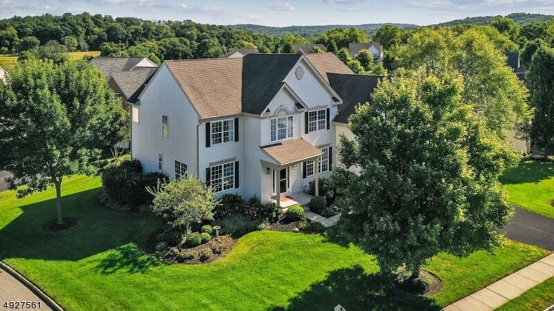 Property Photo: 3 Arbor Ct NJ 08809