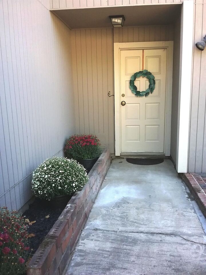 1592 Newborough Drive  Sacramento CA 95833 photo