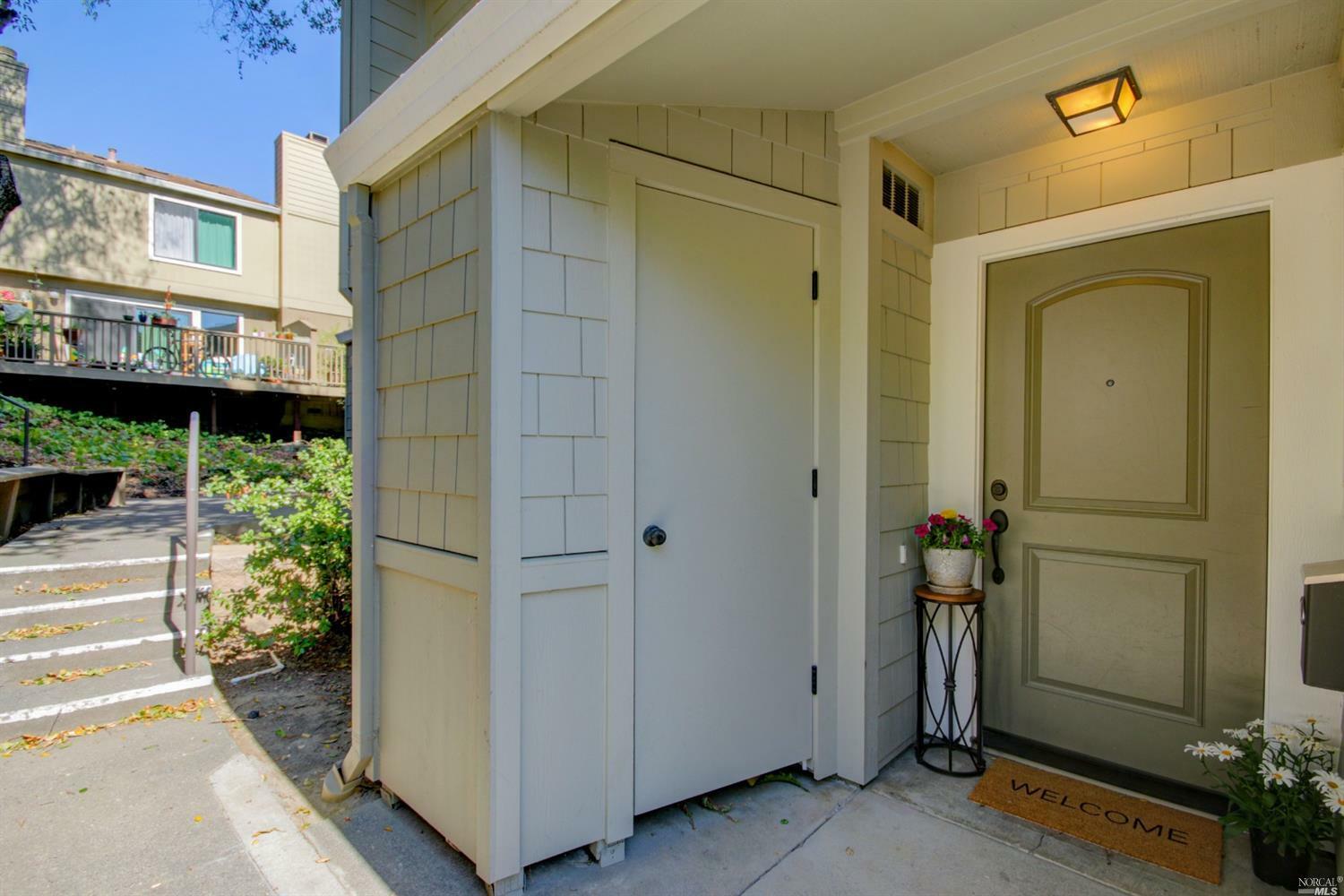 Property Photo:  1259 F Royal Oak Terrace Terrace  CA 94947 