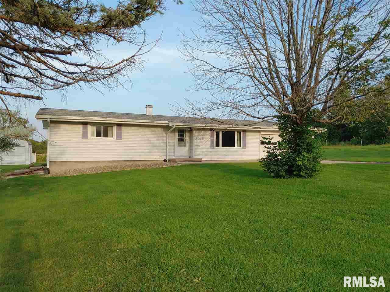 Property Photo:  3016 N Taylor  IL 61536 