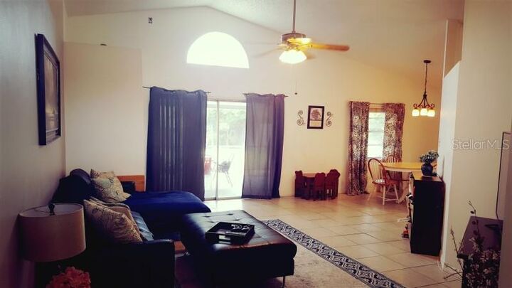 Property Photo:  1824 Tinsmith Circle  FL 33559 