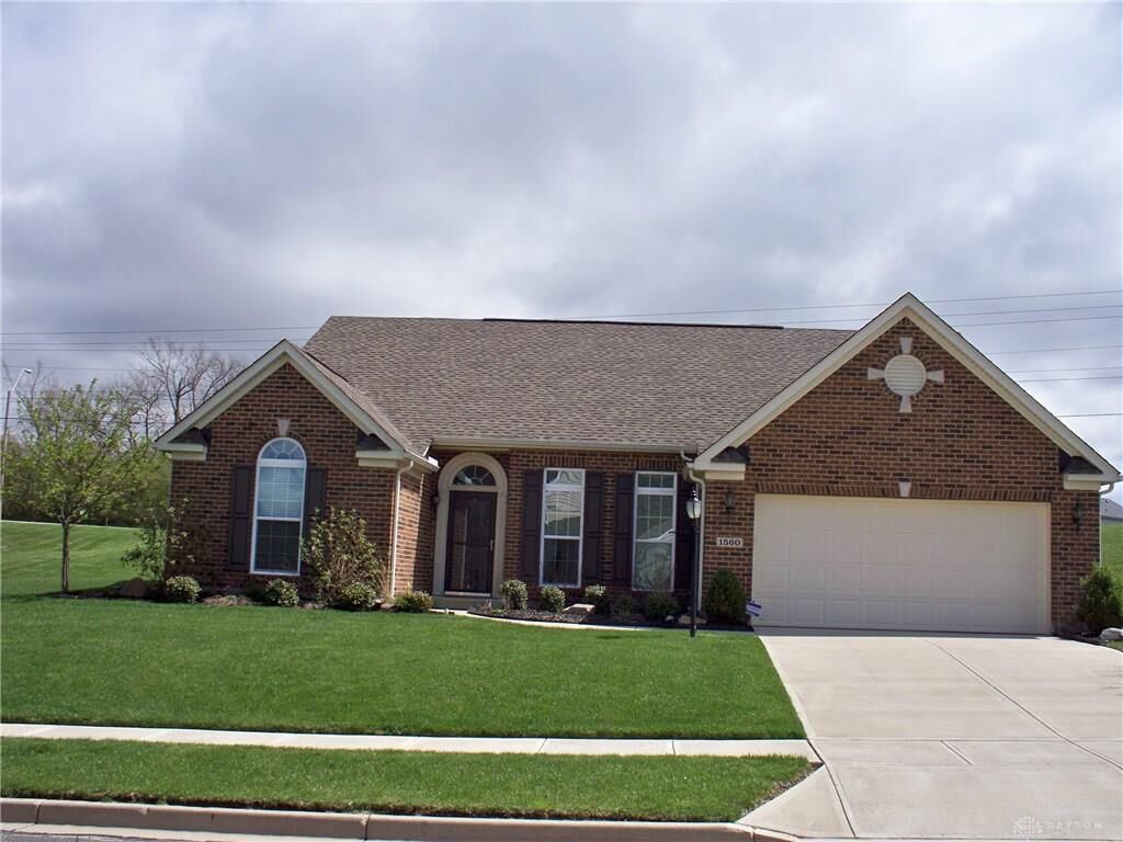Property Photo: 1560 Yellow Rose Court OH 45324