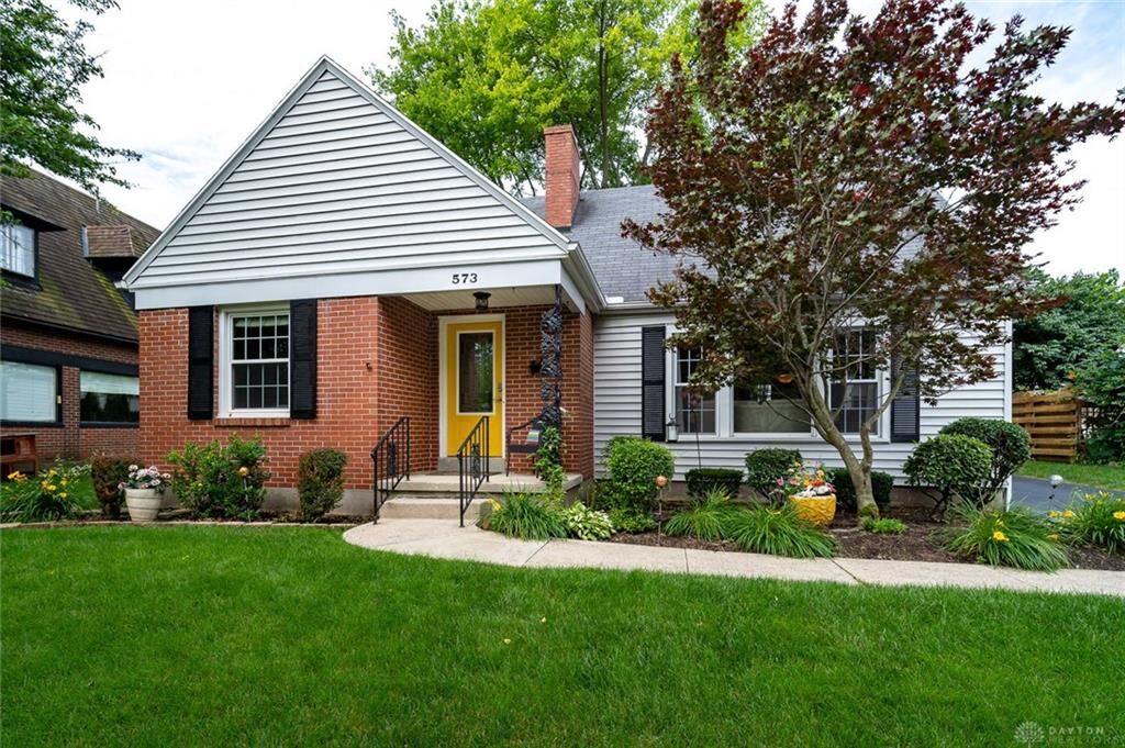 Property Photo: 573 Woodview Drive OH 45419