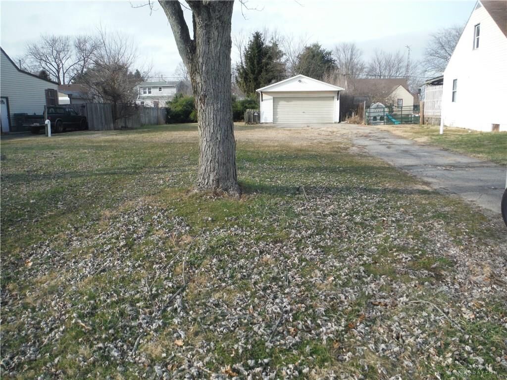 Property Photo: 21 Oaklawn Avenue OH 45341