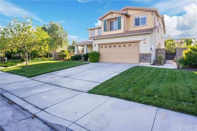 Property Photo:  30215 Lamplighter Lane  CA 92584 