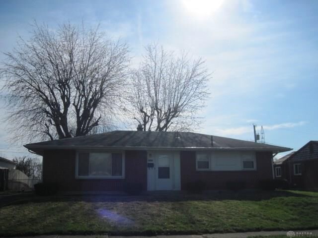 Property Photo: 3946 Westmont Place OH 45414