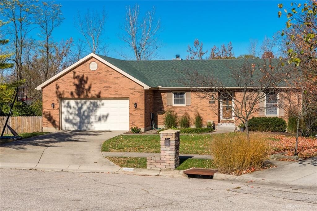 Property Photo: 567 April Court OH 45342