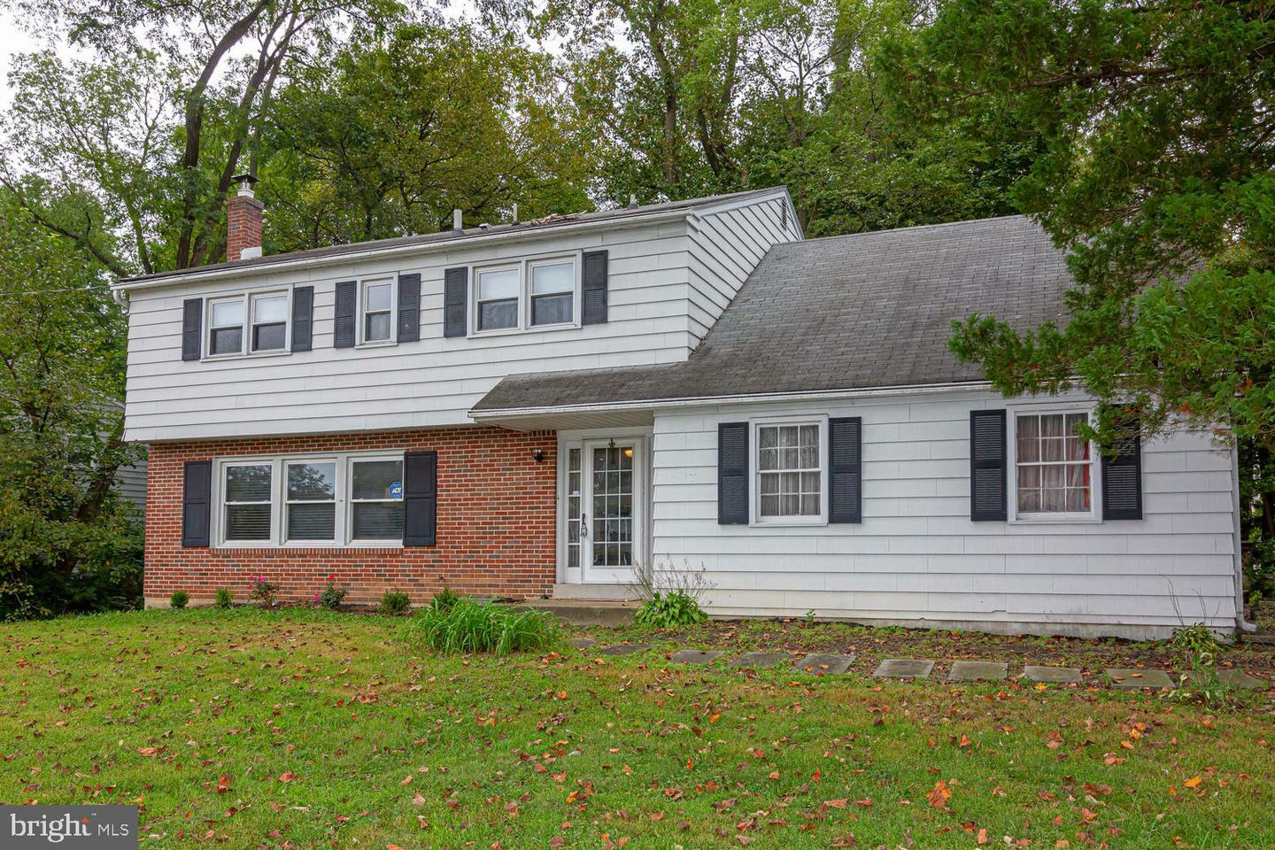 Property Photo: 614 W Brookhaven Road PA 19086