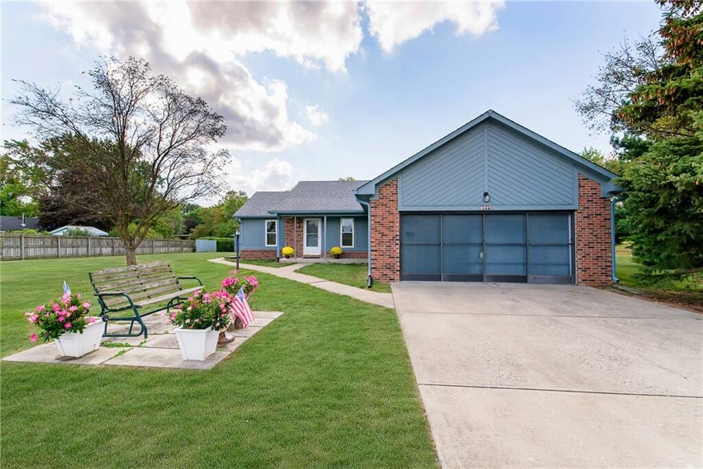 Property Photo: 9777 Willow View Road IN 46038