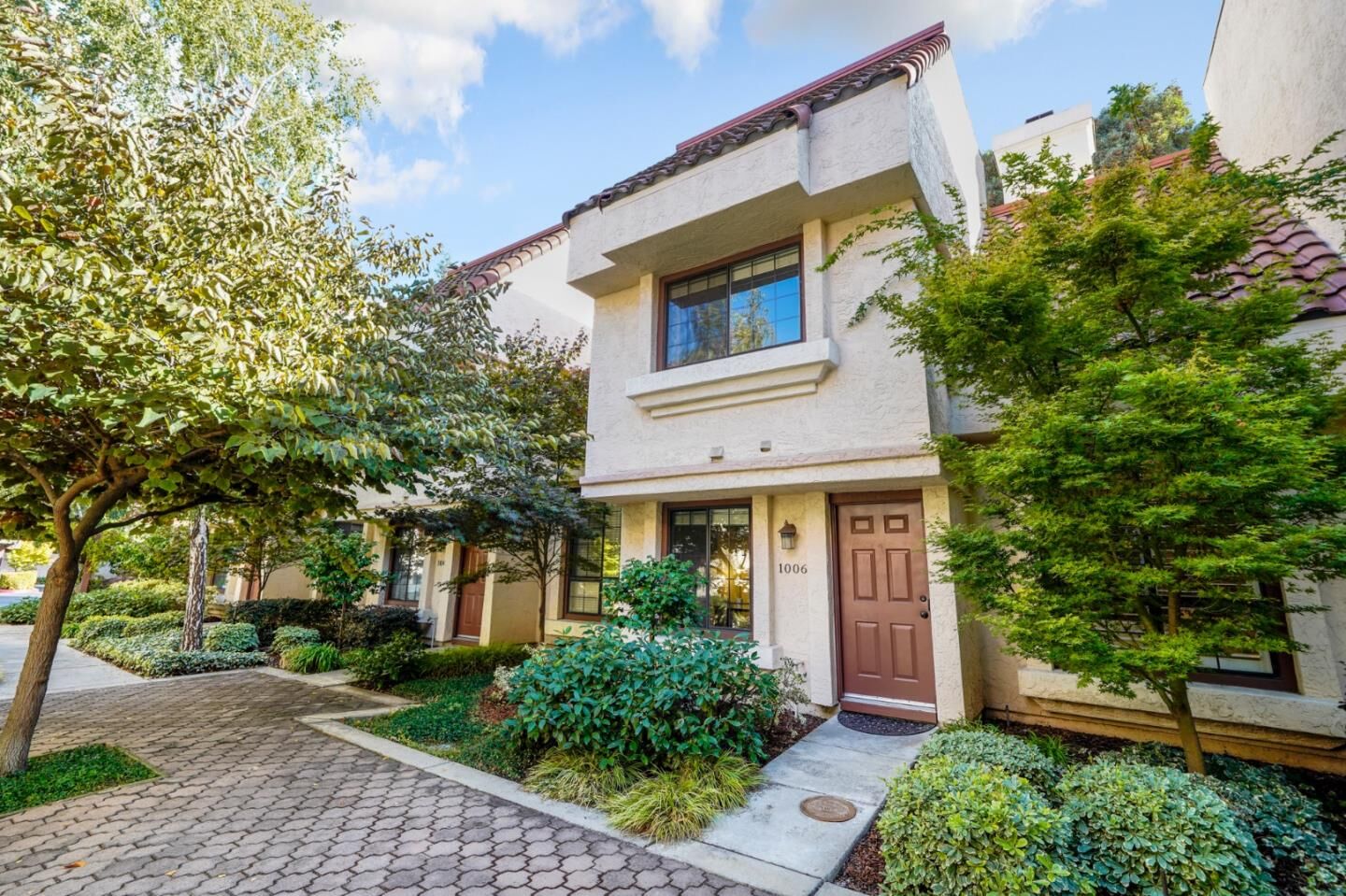 Property Photo: 1006 Chula Vista Terrace CA 94086