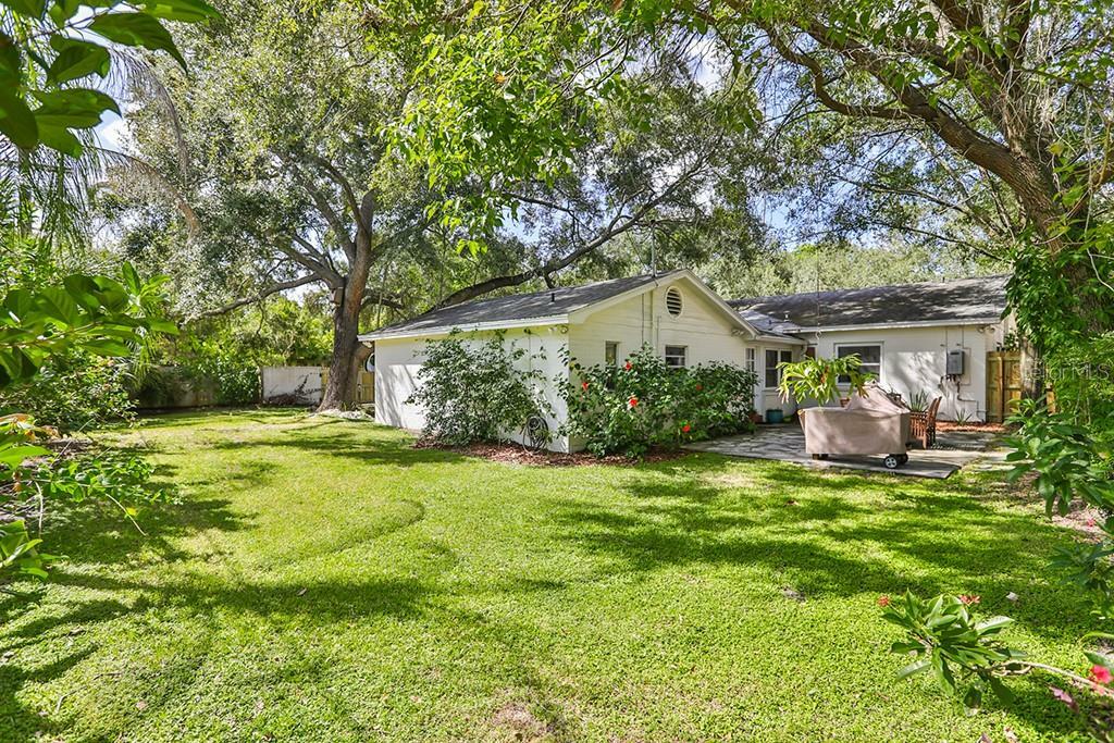 Property Photo:  2628 W Watrous Avenue  FL 33629 