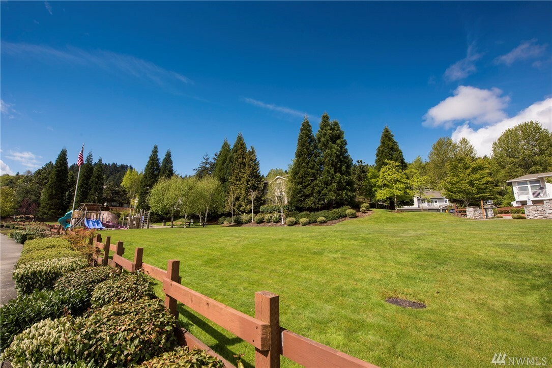 Property Photo: 22121 41st Place S 202 WA 98032