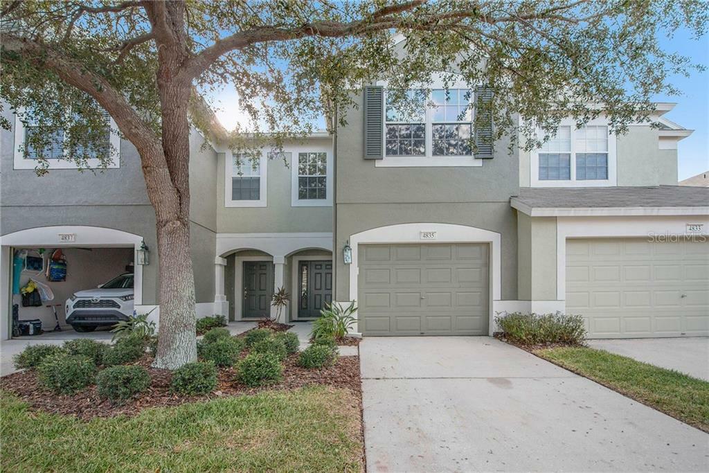 Property Photo: 4835 Pond Ridge Drive FL 33578