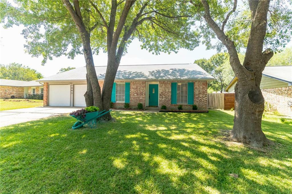 Property Photo:  1005 Rolling Green Drive  TX 78664 