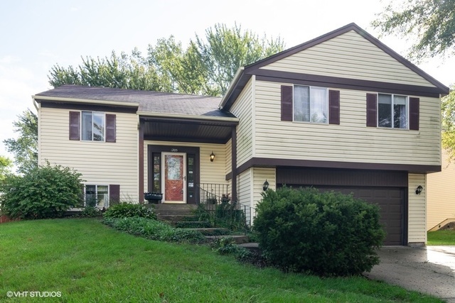 Property Photo: 1205 Driftwood Lane IL 60103