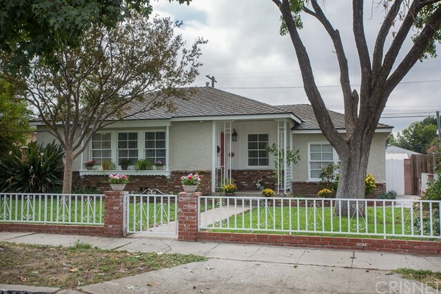 Property Photo:  17822 Hartland Street  CA 91335 