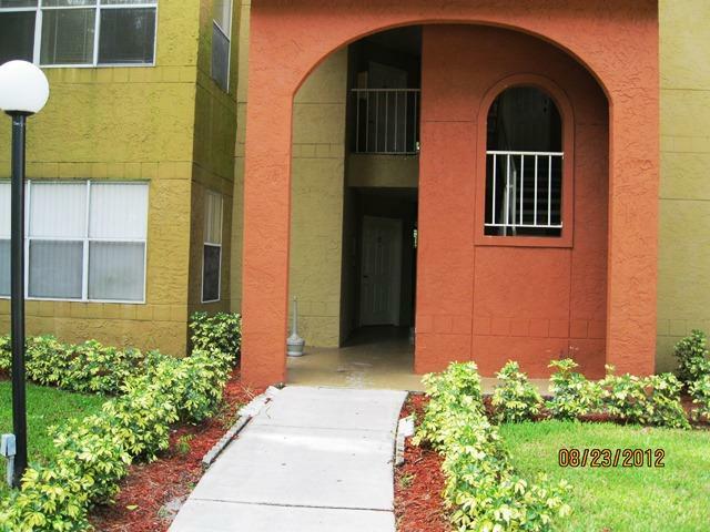 Property Photo:  1401 Village Boulevard 136  FL 33409 