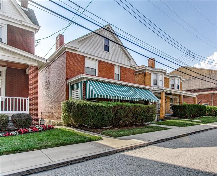 Property Photo:  1323 Wisconsin Ave  PA 15216 