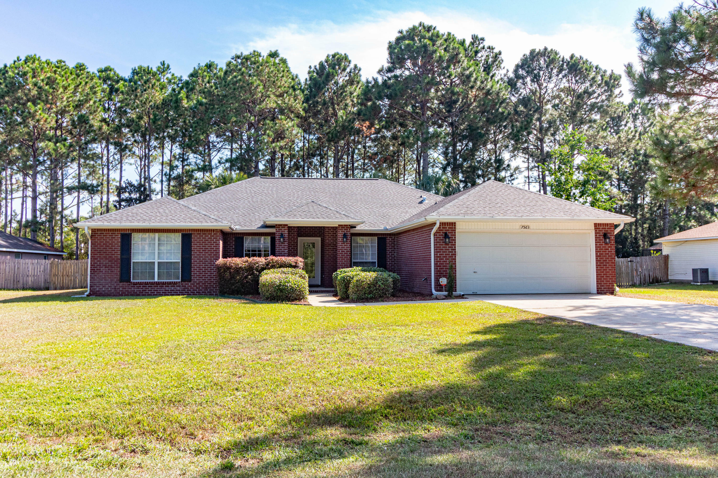 Property Photo: 7563 Woodmont Road FL 32566