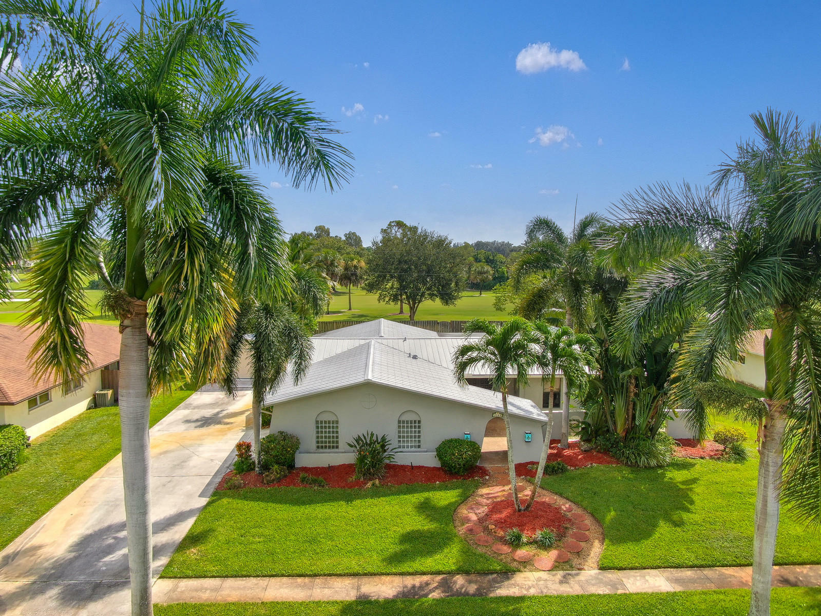 Property Photo:  3164 Medinah Circle E  FL 33467 