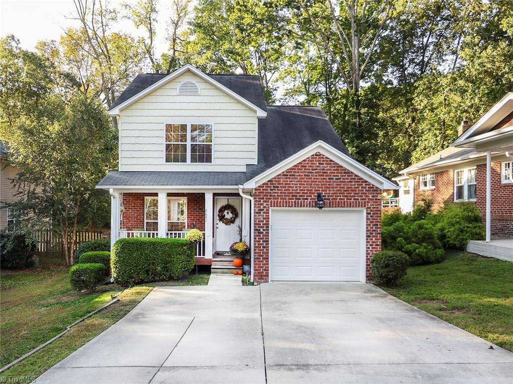 Property Photo: 2607 Walker Avenue NC 27403