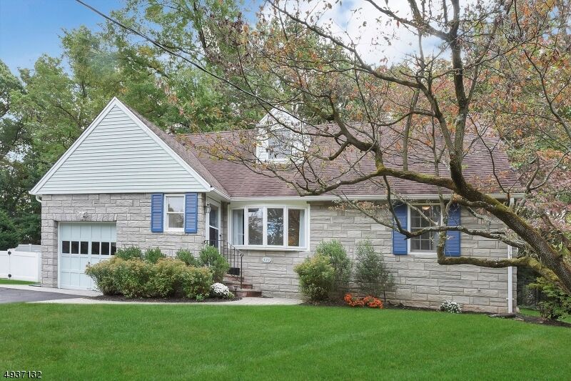 Property Photo:  329 Doremus Ave  NJ 07452 