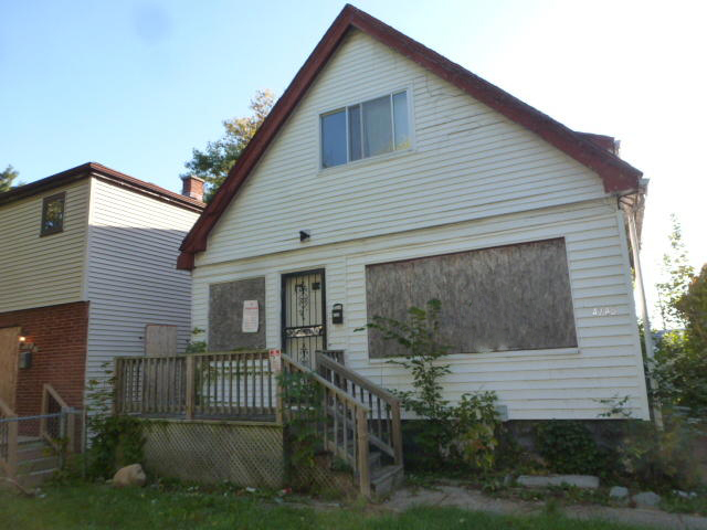 Property Photo: 4746 N 29th St WI 53209