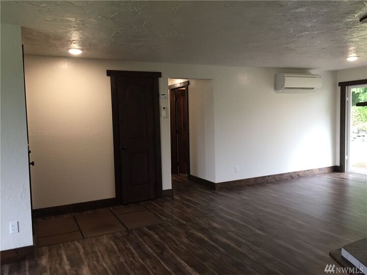 Property Photo:  135  Vern'S Lane  WA 98362 