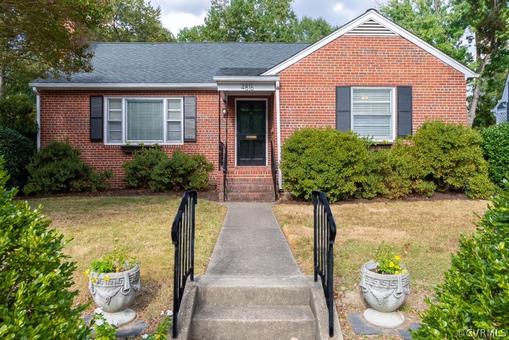 Property Photo: 4816 Patterson Avenue VA 23226