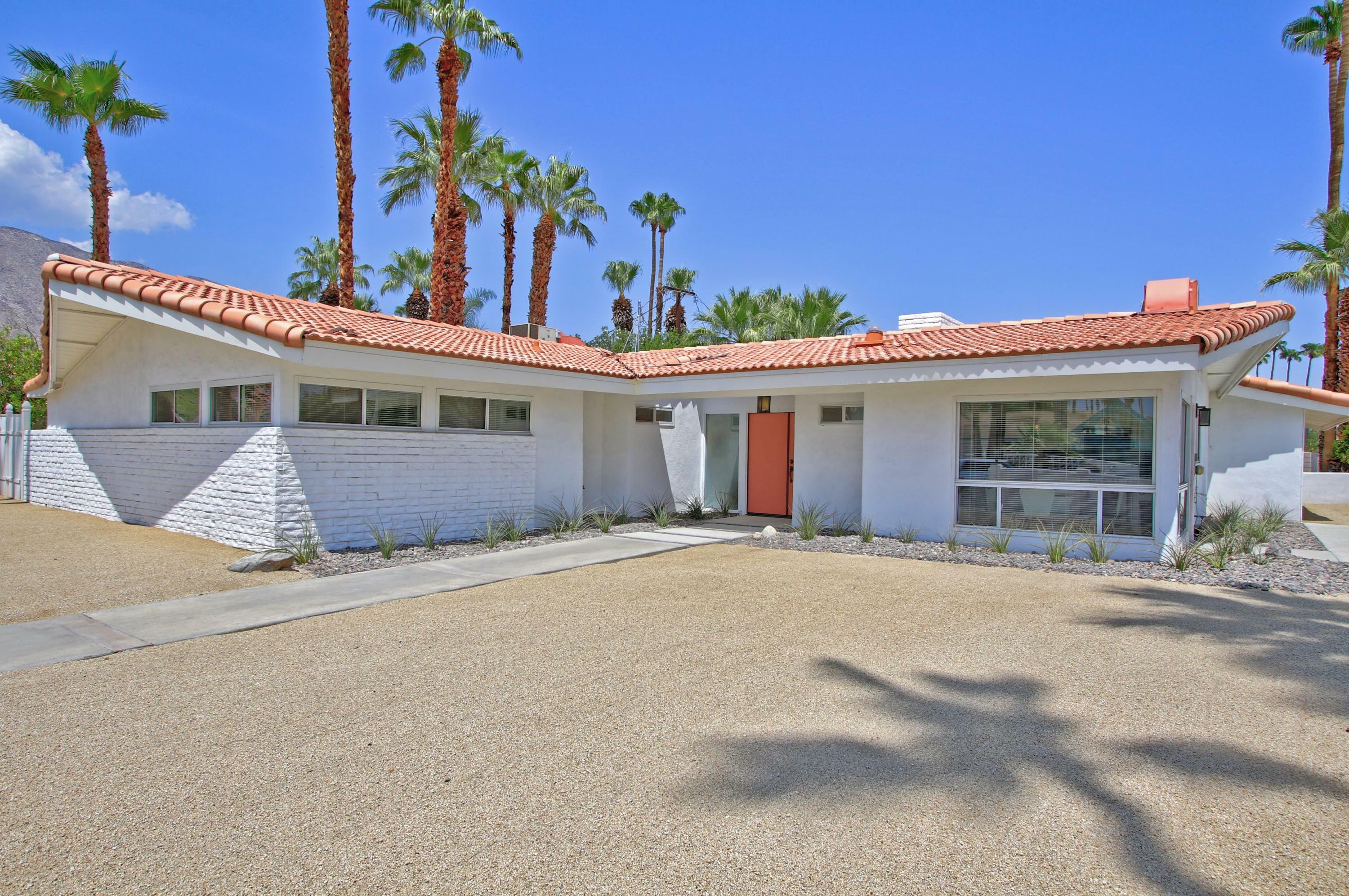 Property Photo:  1988 E Avery Drive  CA 92264 