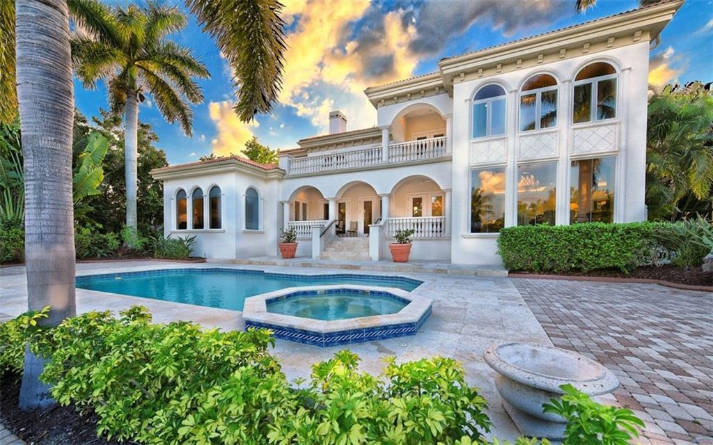 Property Photo: 476 Partridge Circle FL 34236
