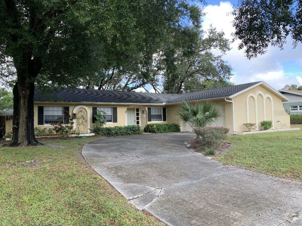 Property Photo:  1909 Collier Drive  FL 32730 