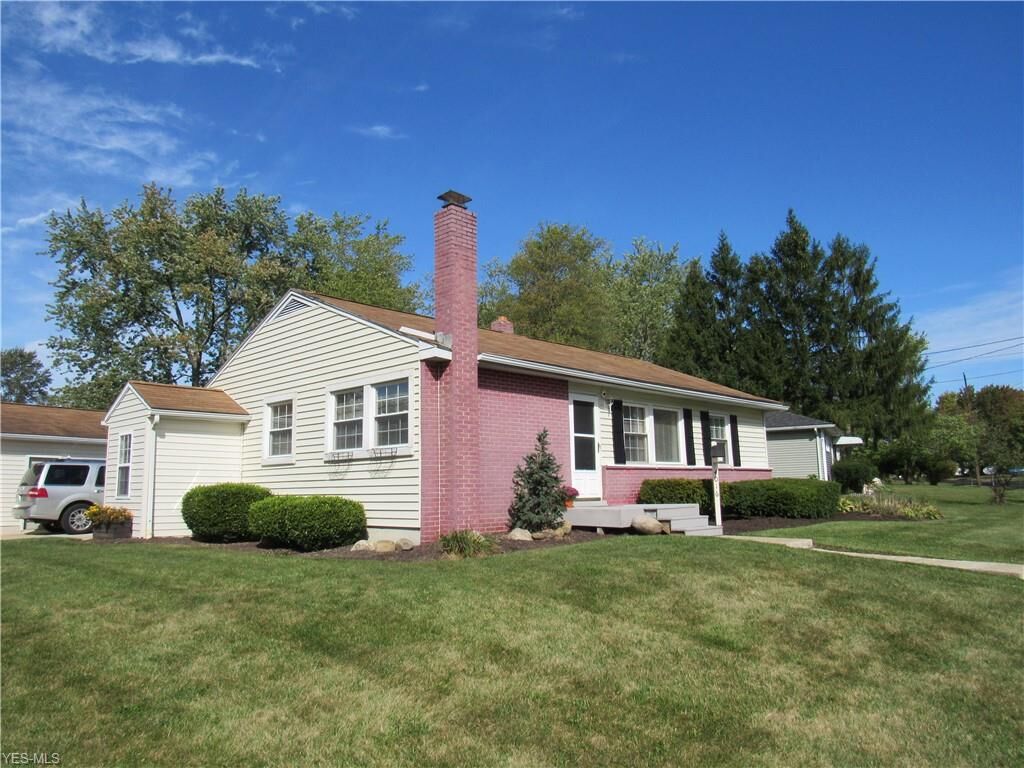 Property Photo:  4016 Burton Drive  OH 44224 