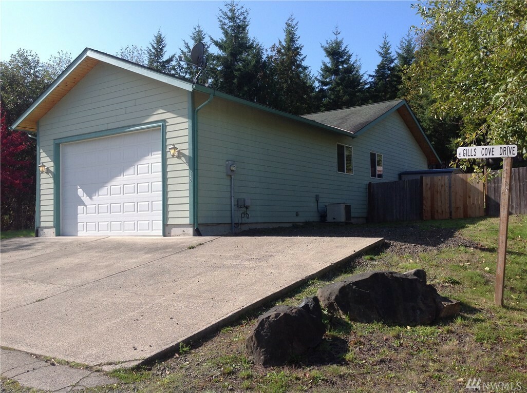 Property Photo: 510 Gills Cove Drive E WA 98524