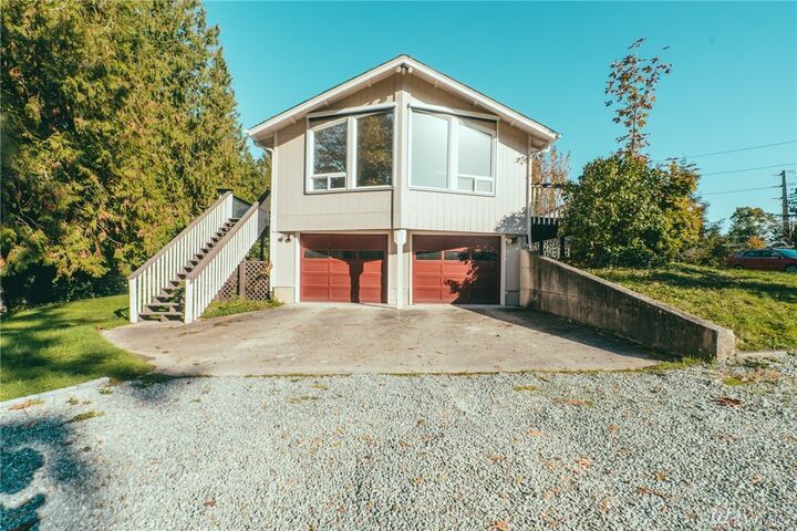 1216 E Blackburn Road  Mount Vernon WA 98274 photo