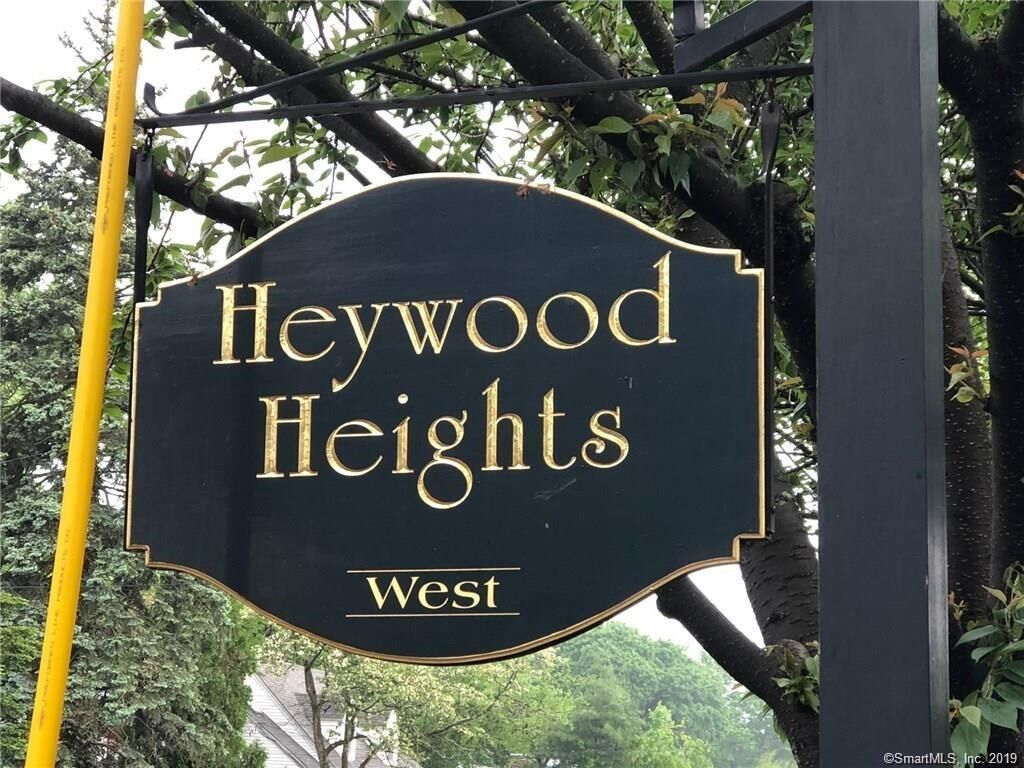 Property Photo:  77 Courtland Avenue 77-11  CT 06902 