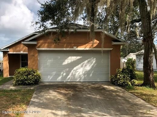 Property Photo: 1736 Minnie Street FL 32926