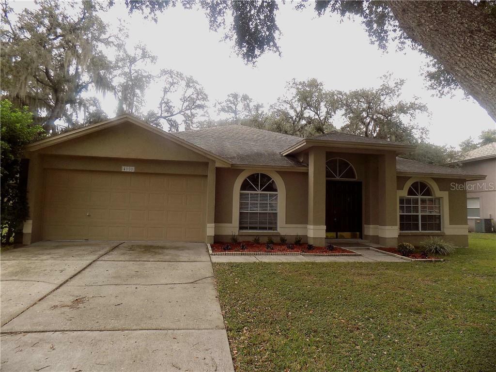 Property Photo:  4008 Concord Way  FL 33566 