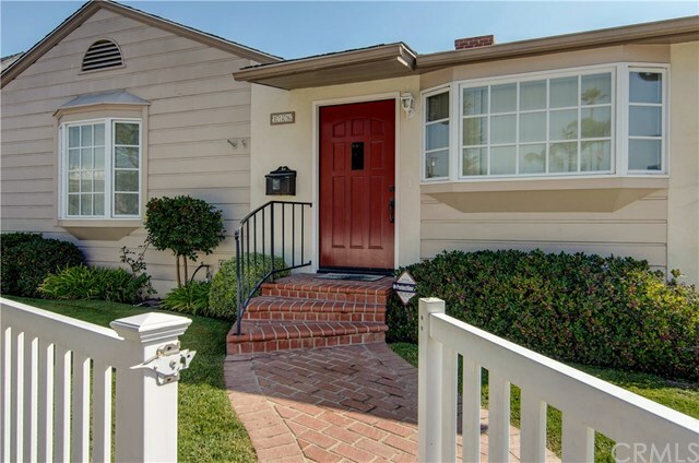 Property Photo:  136 Venetia Drive  CA 90803 