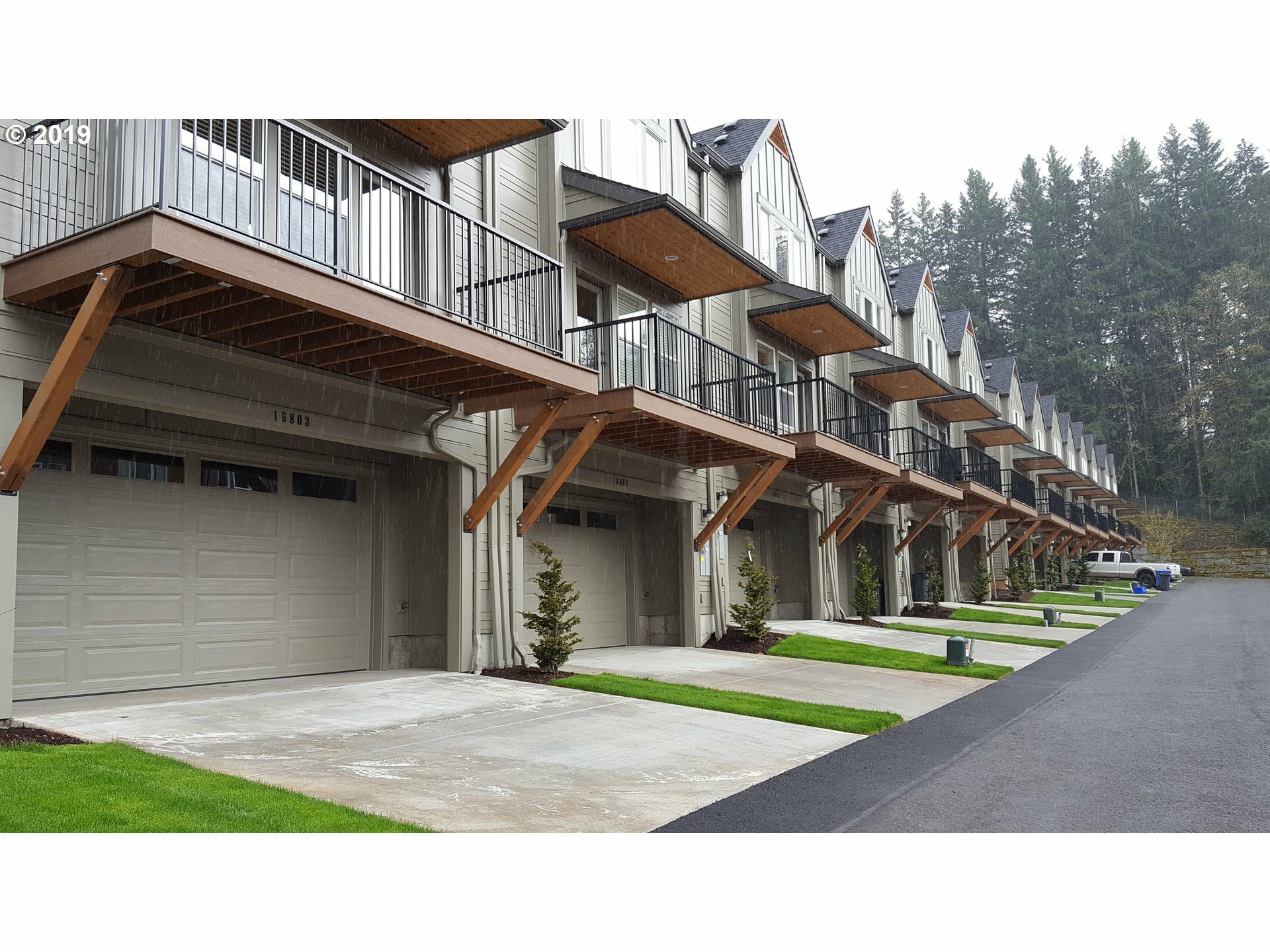 Property Photo: 16843 Champion Way OR 97055