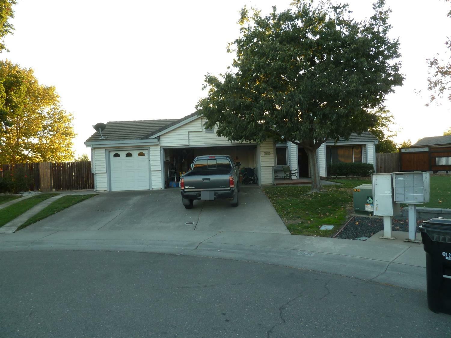 Property Photo:  8538 New West Court  CA 95828 