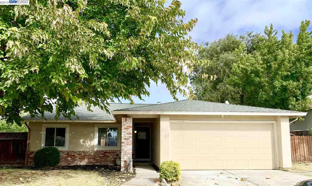 Property Photo: 5526 Greenwich Ave CA 94551