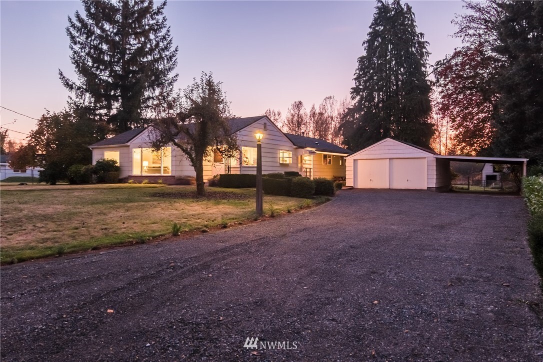 Property Photo: 11314 34th Avenue E WA 98446