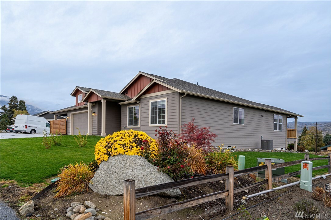 Property Photo: 110 Cloudless Dr WA 98831